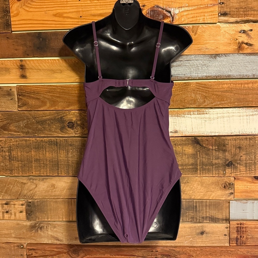NWT Cupshe Timeless Ruched One Piece - Picture 3 of 4
